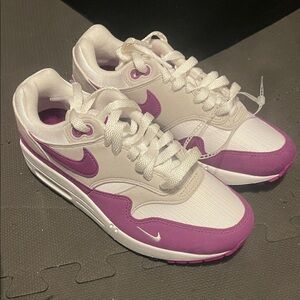 Nike Air Max Women's White and Bold Berry Sneakers